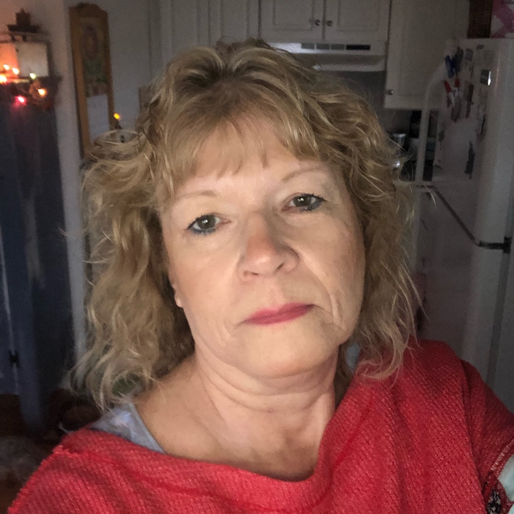 Meet your Posher, Lynette